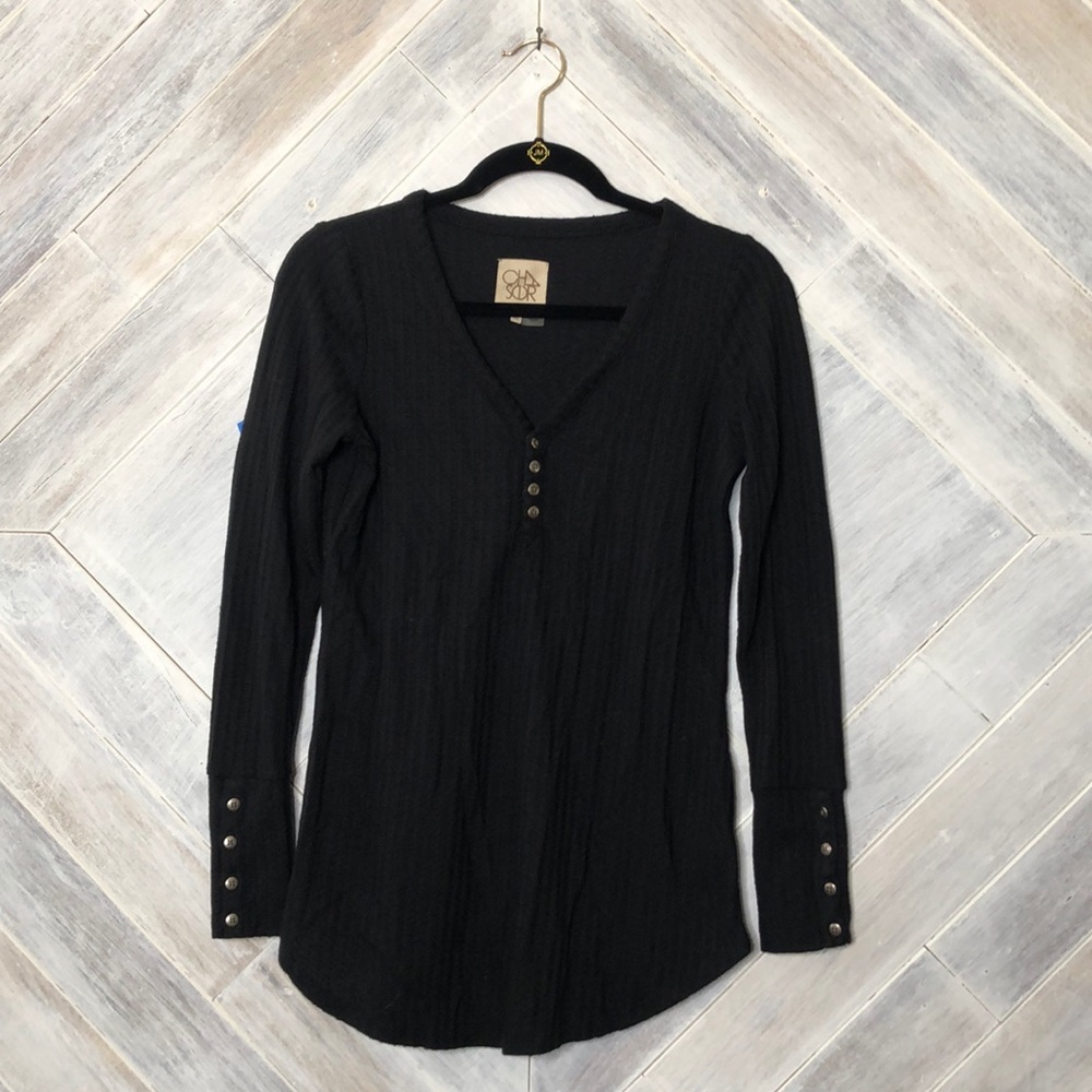 Long Sleeve Thermal w/ button detail